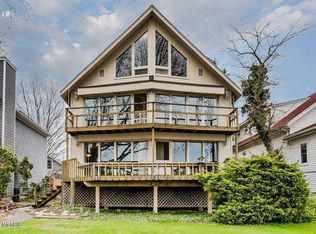 121 N Pier St, Saint Joseph, MI 49085