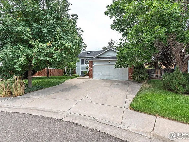 2197 Kennington Ct — Photo 1