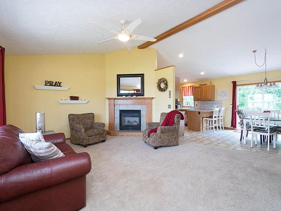 2nd image of 1282 Winterwood Ln