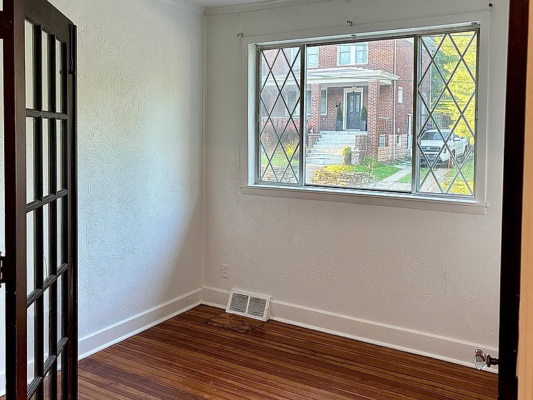 98 Sterrett St #1 — Photo 7