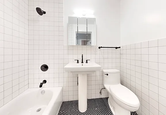 Rented by 346 Realty Group LLC | media 2