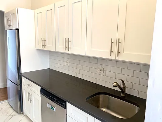 Rented by Douglas Elliman | media 13