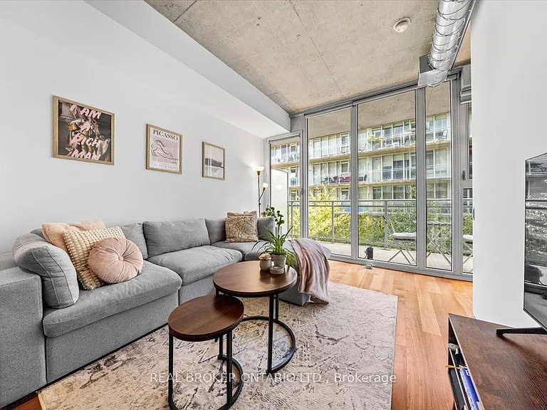 354 Gladstone Ave #503 — Photo 15