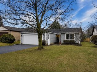 19 Tall Tree Dr, Penfield, NY 14526
