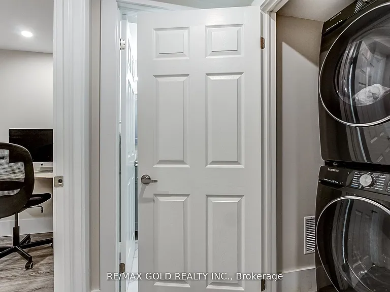 3352 Vernon Powell Dr — Photo 42