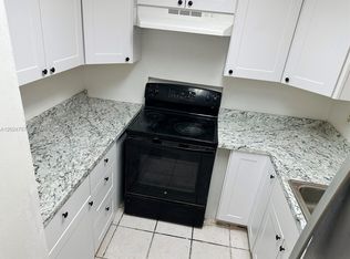 6820 W Flagler St APT 105, Miami, FL 33144