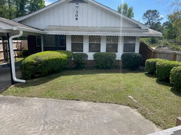 308 N Live Oak Dr, Moncks Corner, SC 29461