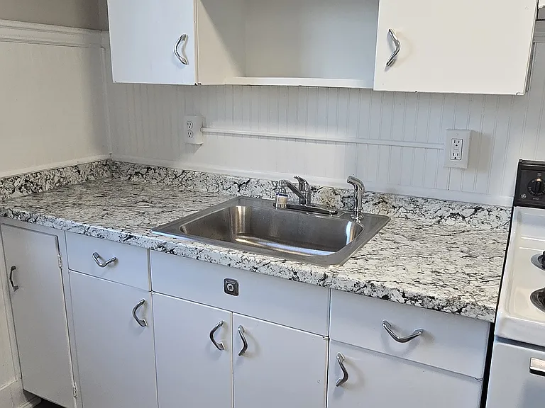 236 Madison Ave — Photo 20