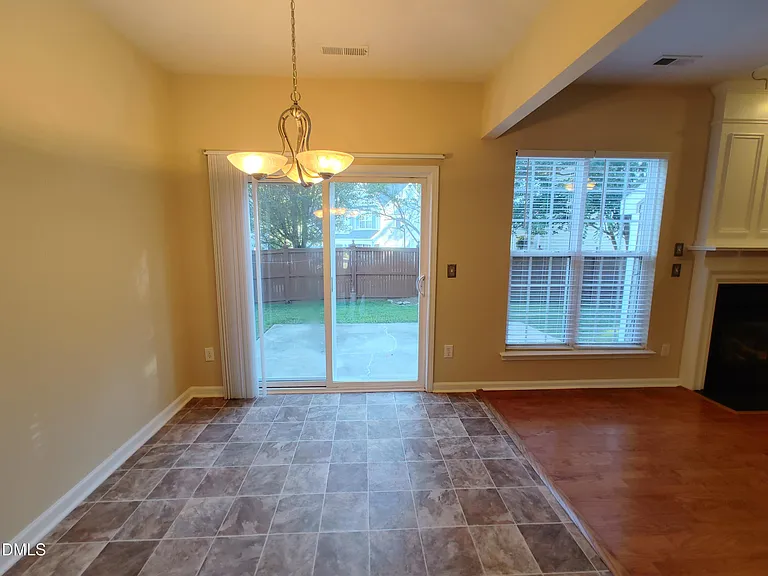 301 Millicent Way — Photo 12