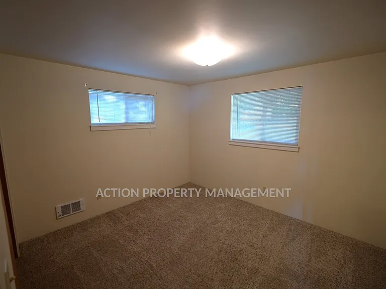 252 Schindler Rd — Photo 15