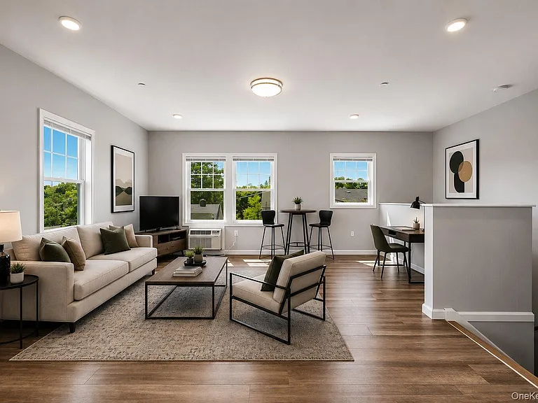 108 N Kensico Ave #5A — Photo 3