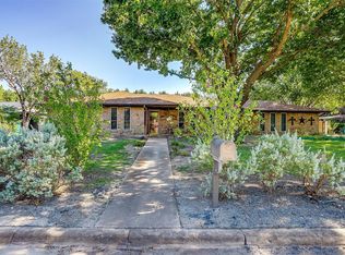 931 Randy Rd, Cedar Hill, TX 75104