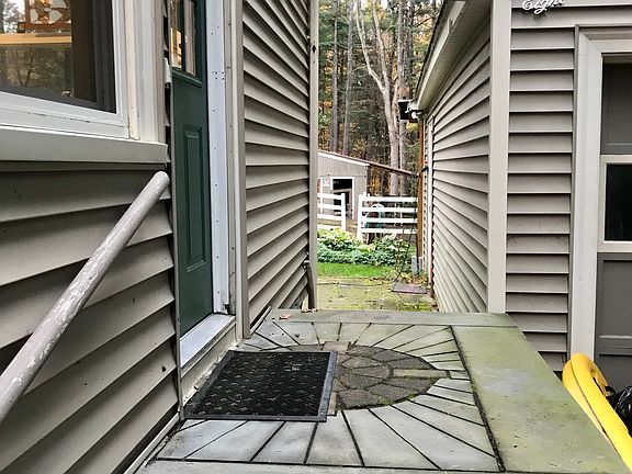 2nd image of 8 Cross St