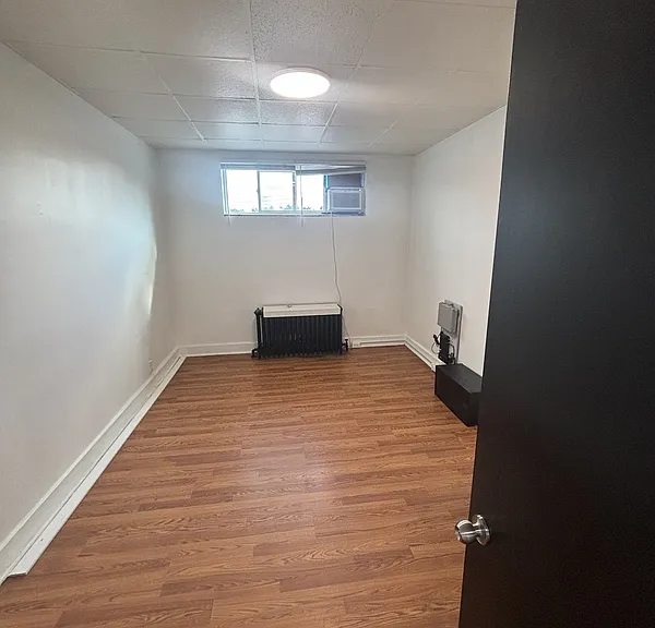 809 Broadway Ave #2 — Photo 4