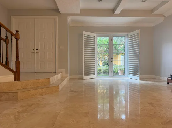335 NE 69TH Circle, Boca Raton, FL 33487