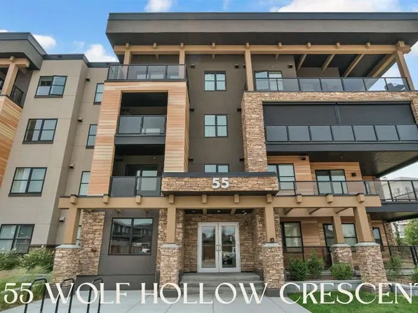 55 S Wolf Hollow Cres SE #315, Calgary, AB T2X 1T8