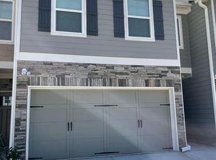 2251 Mulsanne Dr, Lithonia, GA 30058