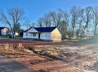 175 Lynnbrook Ln, Taylorsville, NC 28681