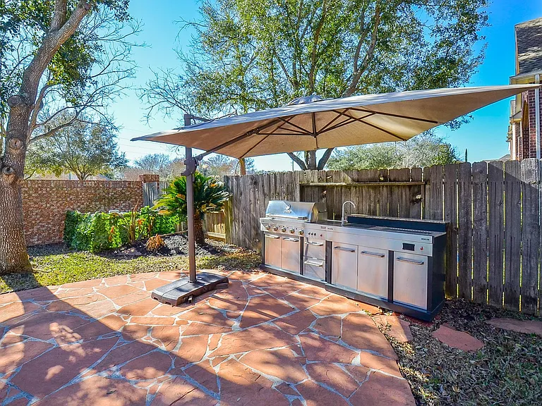5835 Stratford Gardens Dr — Photo 26