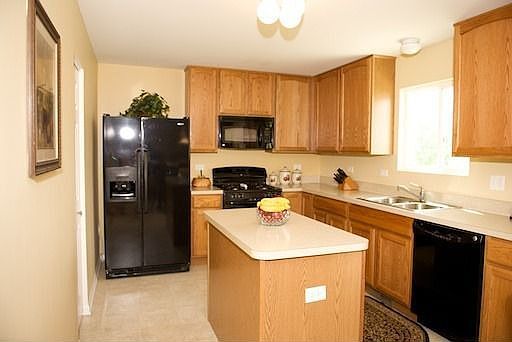 4th image of 25217 W Presidential Ave