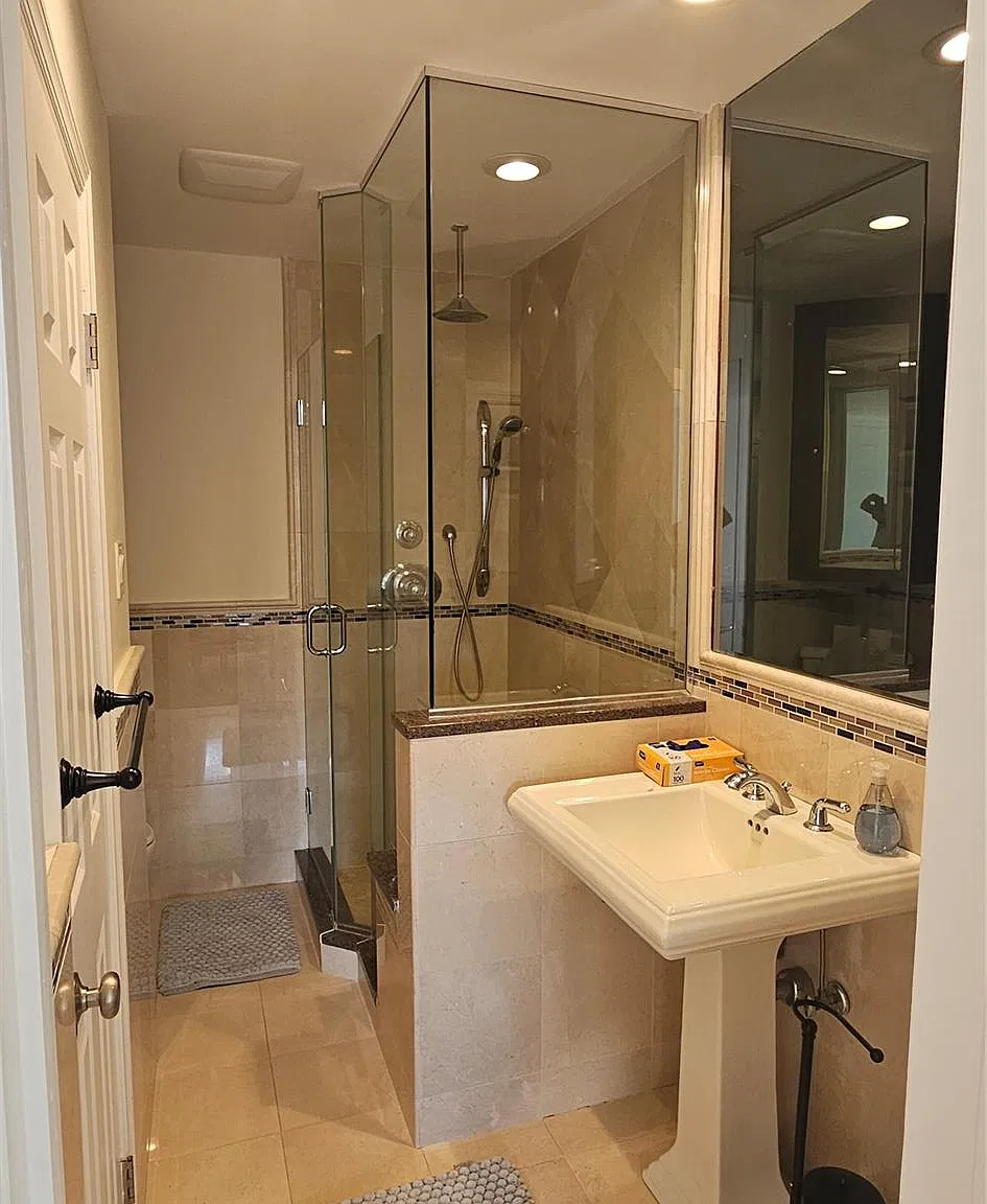 2 bed, 2.0 bath, 1110 sqft, $3,750 — Photo 4