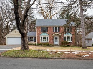 117 Pleasantview Ave, Longmeadow, MA 01106