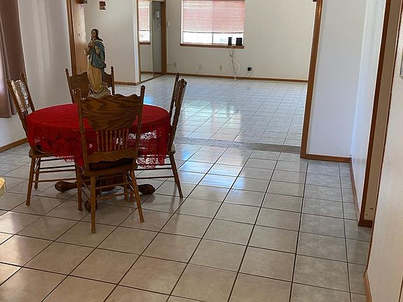 2nd image of 101 Anita Cir N