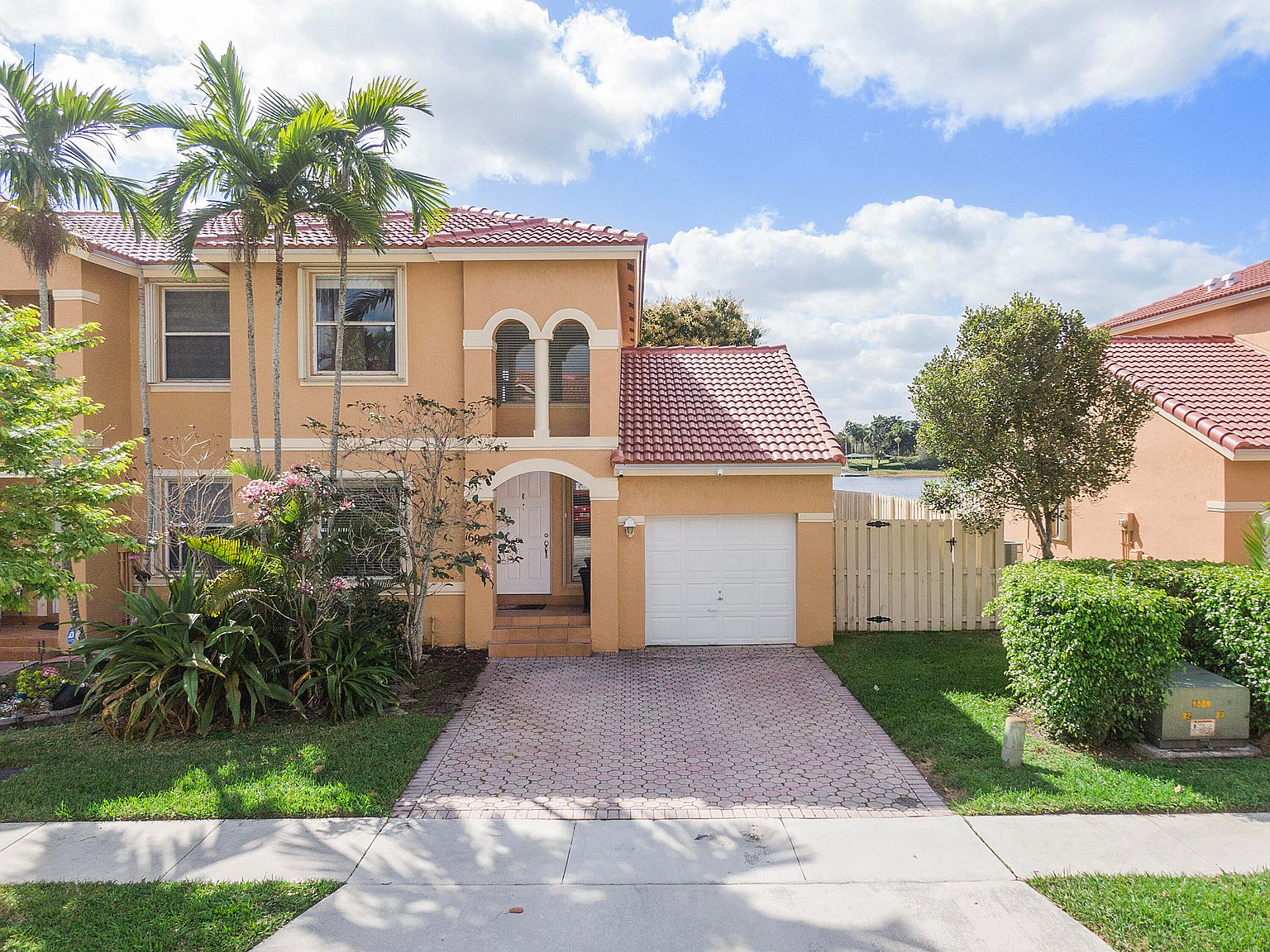 16064 NW 21st St, Pembroke Pines, FL 33028 Zillow