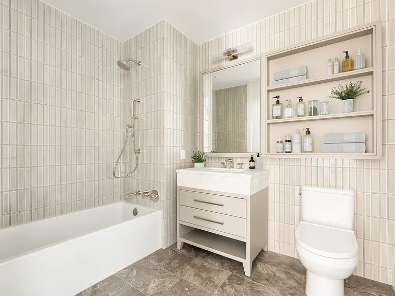 525 6th Ave #7F — Photo 9