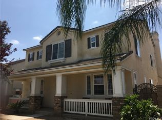 8033 Bluff View Ln, Eastvale, CA 92880