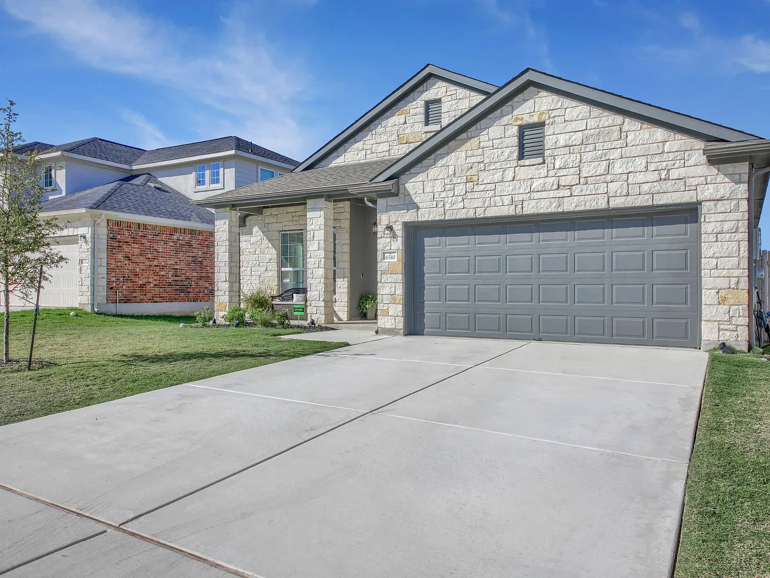 3 bed, 1651 sqft, $2,200 — Photo 3