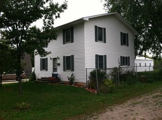 813 Walnut St, Hope, IN 47246