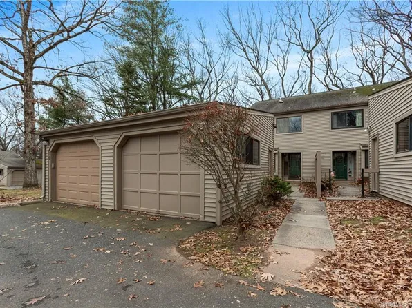 9 Farmington Chase Crescent #9, Farmington, CT 06032