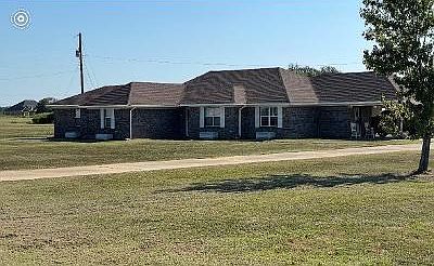 2nd image of 30 Bell Dr