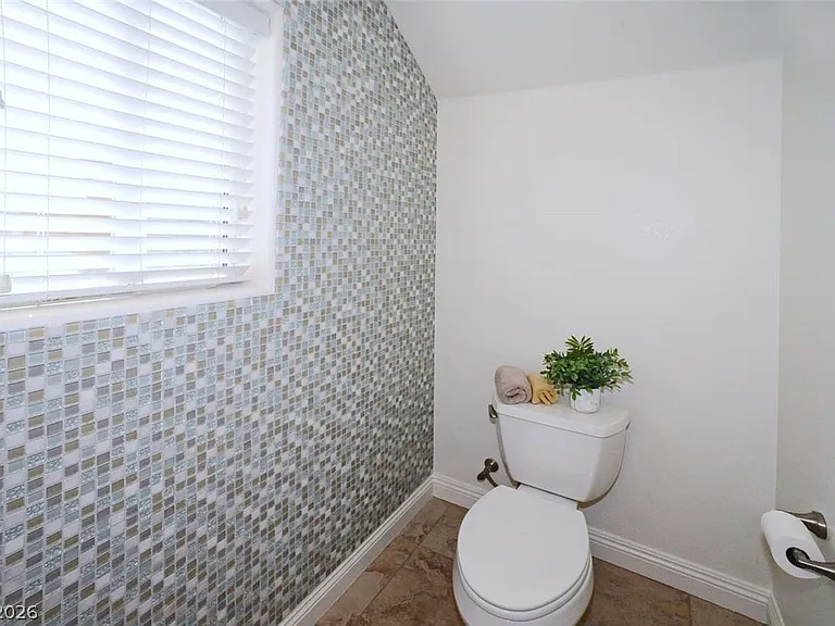 1020 Via Latina St — Photo 14