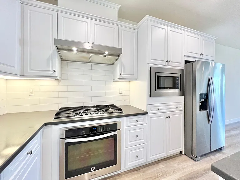 12932 Pacific Pl #11 — Photo 7