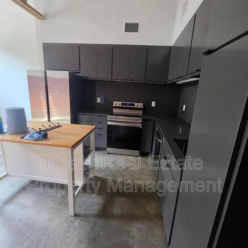 1 bed, 1.0 bath, 900 sqft, $1,095 — Photo 4