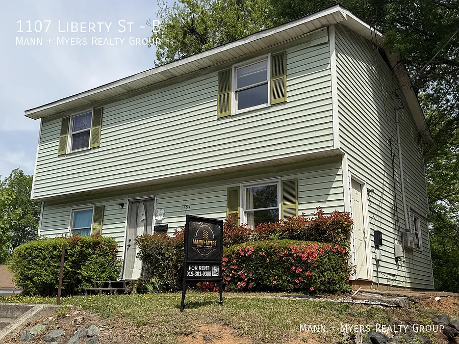 Building Photo - 1107 Liberty St #B