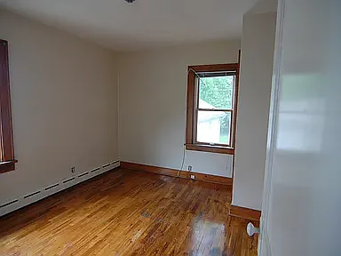 910 S Anderson St — Photo 15