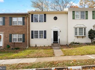12346 Woodlawn Ct, Woodbridge, VA 22192