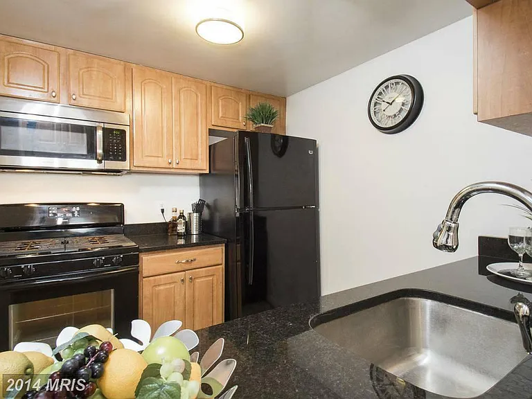 1624 5th St NW #B — Photo 13