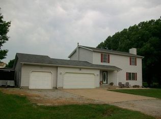 9531 Delta Cir, Bloomington, IL 61705