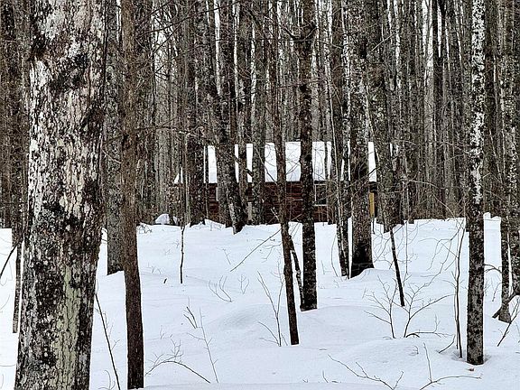 4th image of Off North Rd