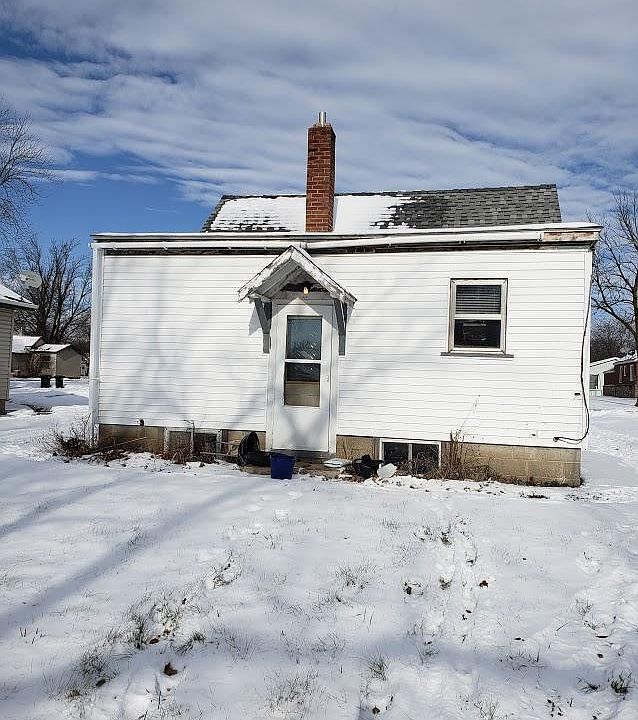 2nd image of 63 9th St