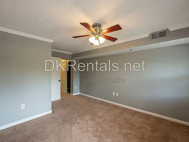 795 Hammond Dr #307 — Photo 11