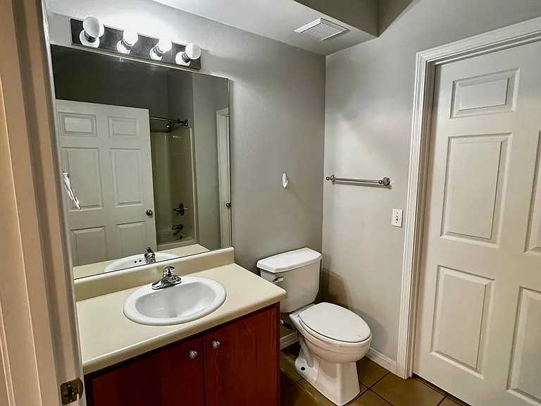 2154 Whispering Pines Blvd #3 — Photo 12