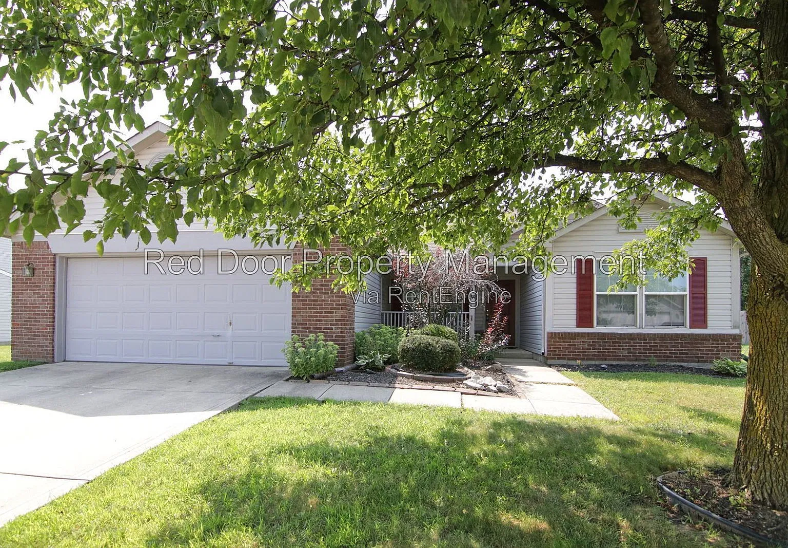 3 bed, 2.0 bath, 1461 sqft, $1,925 — Photo 1