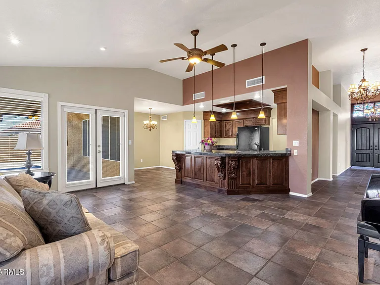 16847 S 29th Way — Photo 14