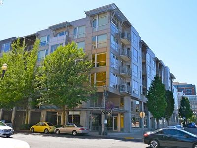 1125 NW 9th Ave APT 322, Portland, OR, 97209