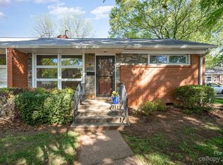 400 S Sharon Amity Rd, Charlotte, NC 28211